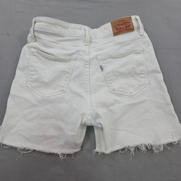 Levis 721 High Rise Skinny Ankle Denim Shorts White Distressed Fray Hem Size 28 - Picture 6 of 7